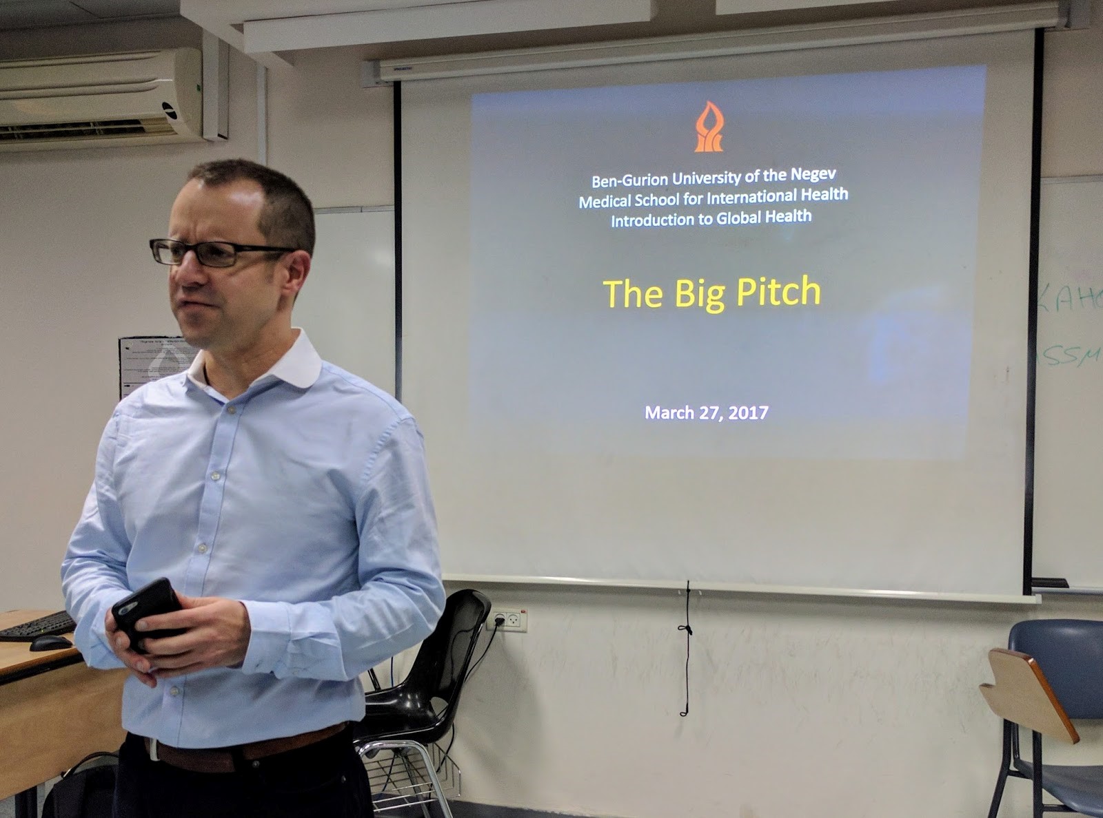 Dr. Mark Katz presenting the Big Pitch